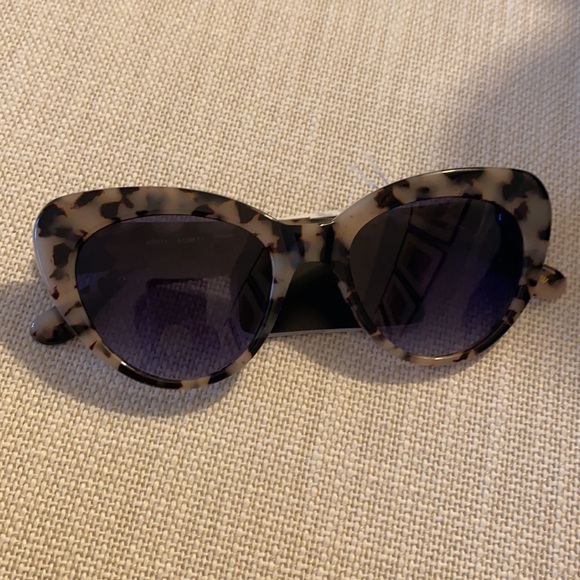 NWT JCREW sunglass Tortoiseshell tan and black main image 8